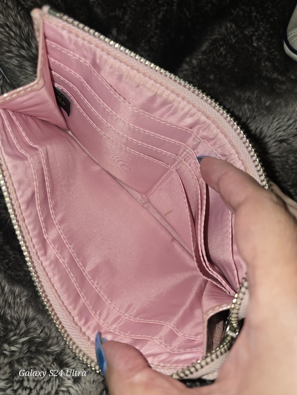 Coach Julia Op Art Zippy Wallet/Wristlet, - Picture 4 of 4
